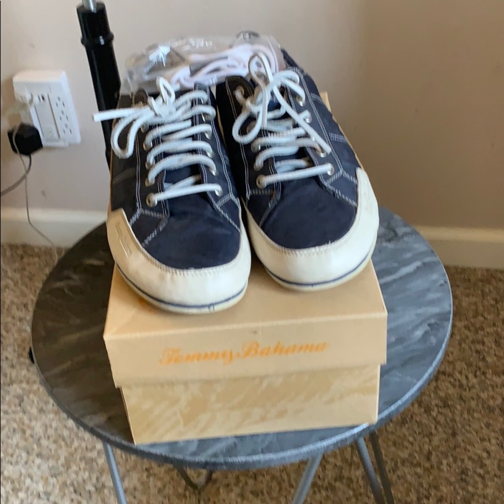 Tommy Bahama Shoes